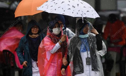 MONSUN TIMUR LAUT