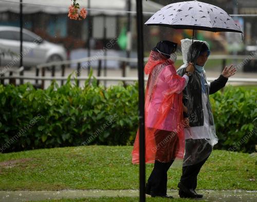 MONSUN TIMUR LAUT