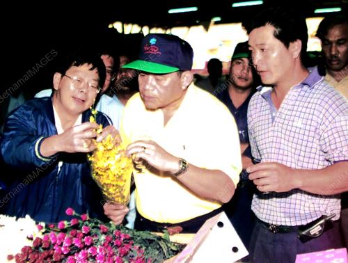 PH01-06_10_2000_EFFENDI-BUNGA_14012016