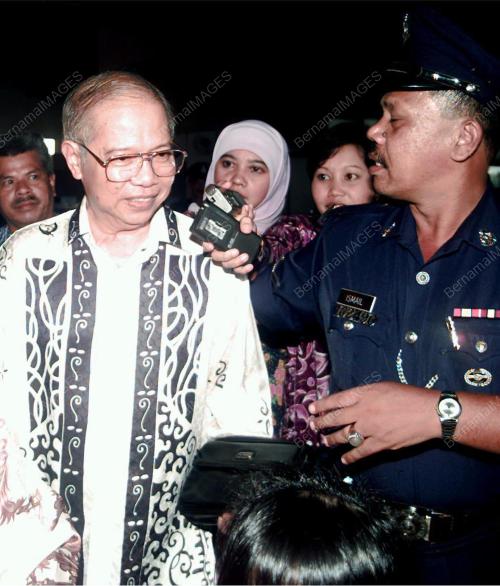 PH01-14_06_2000_HAKIM_EUSOFF_08012016