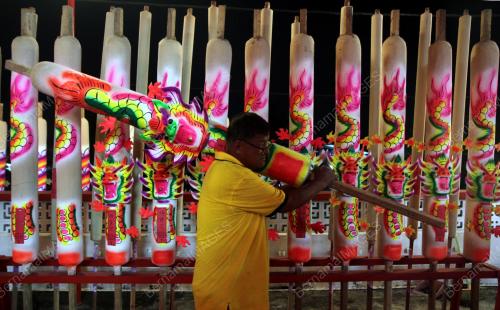 PERSIAPAN MENJELANG TAHUN BAHARU CINA