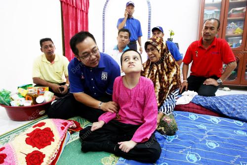 PH01_01032011_RAZALI