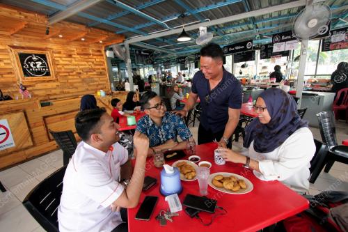 PH01_01102019_RESTORAN