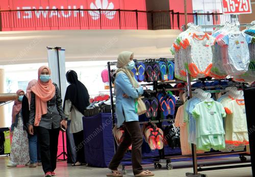 PEMATUHAN PEMAKAIAN PELITUP MUKA