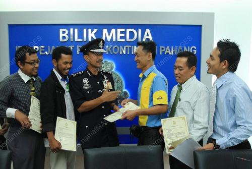 DATUK SHARIFUDDIN ABDUL GHANI