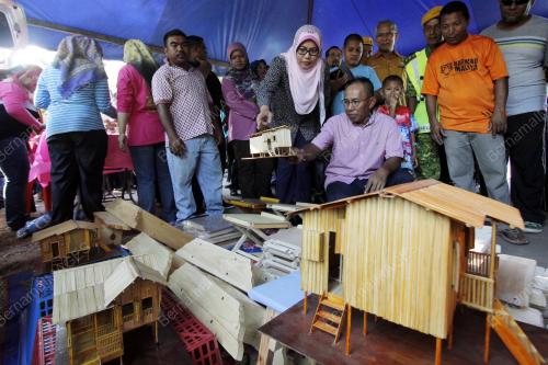 PH01_03042016_TAMAN_RAKYAT