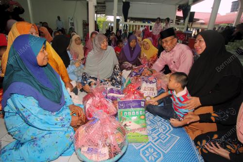 PH01_03072015_RAMADAN