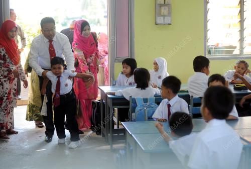 PH01_04012012_SEKOLAH