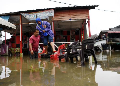 PH01_04012018_BANJIR