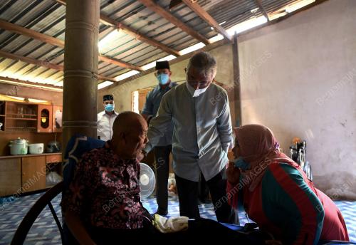 AL-SULTAN ABDULLAH RI'AYATUDDIN AL-MUSTAFA BILLAH