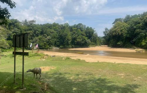 SUNGAI TEMBELING KERING