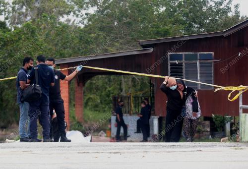 PENGAMAL PERUBATAN TRADISIONAL DITEMBAK