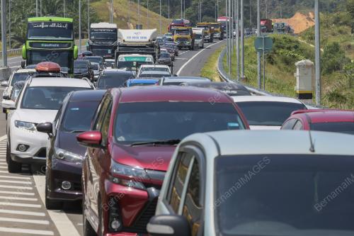 RAUB : ALIRAN TRAFIK MENINGKAT