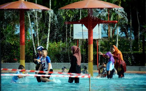TINJAUAN AKTIVITI KOLAM MANDI