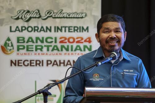 DATUK SERI DR MOHD UZIR MAHIDIN