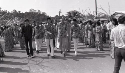 MOHD. NAJIB TUN ABDUL RAZAK