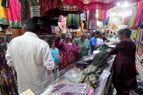MENJELANG DEEPAVALI