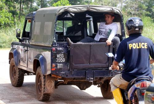PH01_06012014_POLIS_BUNUH