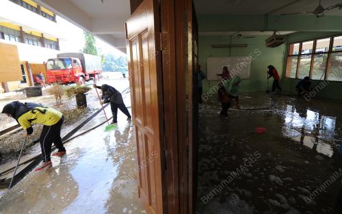 PH01_06022017_BANJIR