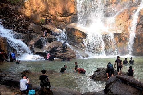 AIR TERJUN SUNGAI PANDAN
