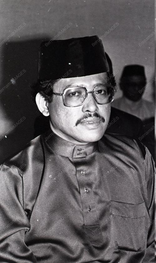 TENGKU ABDULLAH