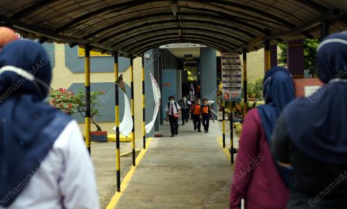 COVID-19 PAHANG