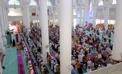 PH01_06122013_SOLAT_HAJAT