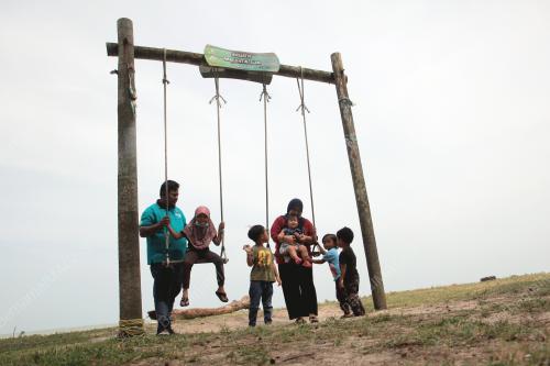 CUTI HUJUNG MINGGU