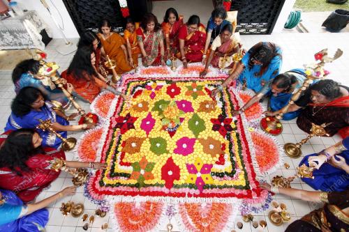 PH01_07112012_KOLAM