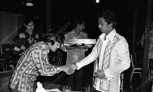 Tengku Abdullah hadir Malam