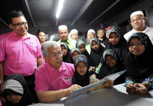 DATUK SERI IDRIS JUSOH