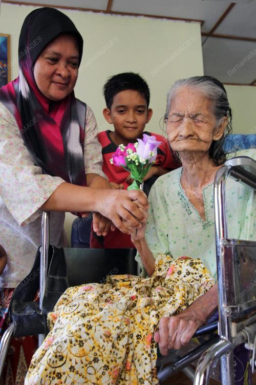 HARI IBU