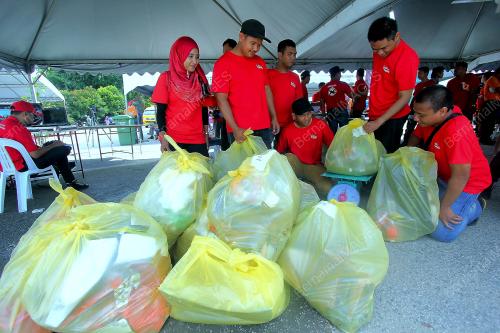 PH01_08062014_SAMPAH