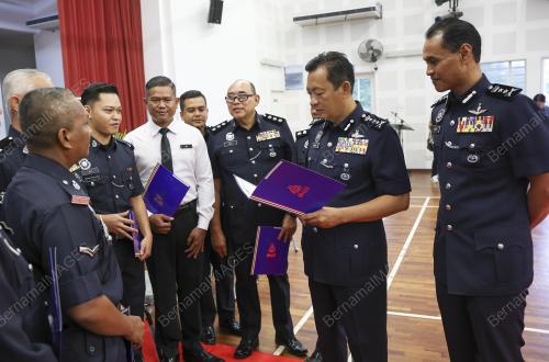 DATUK SERI YAHAYA OTHMAN