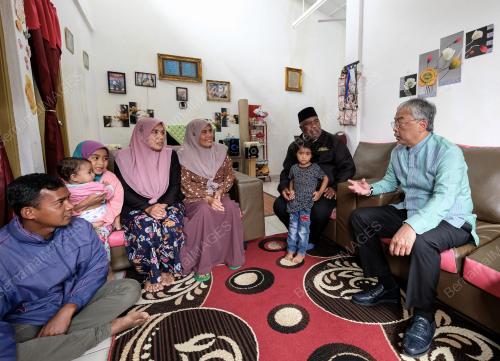PH01_08092019_AGONG