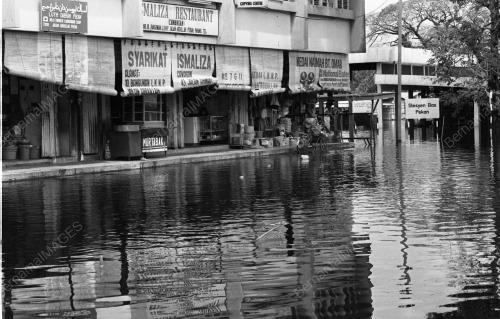 PH01_09032015_BANJIR_PAHANG
