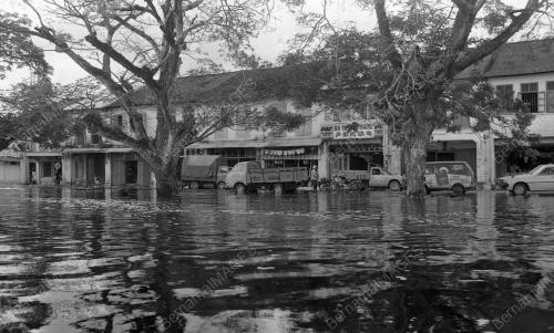 PH01_09032015_NAJIB_BANJIR