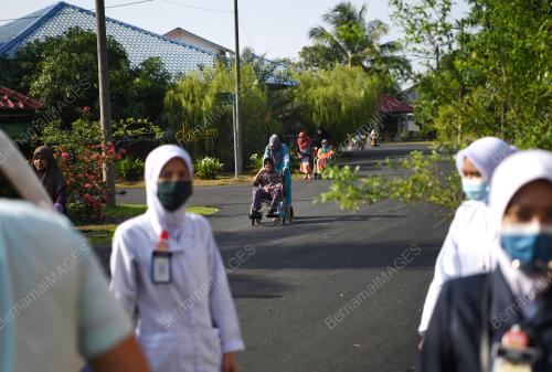 ASNAF MENERIMA SUNTIKAN VAKSIN COVID-19