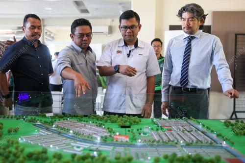 AKMAL NASRULLAH MOHD NASIR