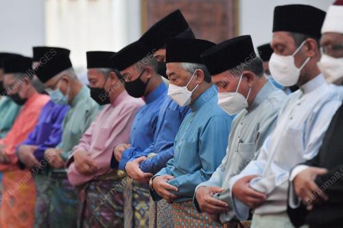 AL-SULTAN ABDULLAH RI'AYATUDDIN AL-MUSTAFA BILLAH SHAH