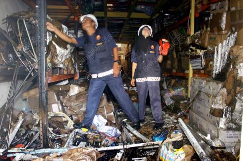 PASARAYA GIANT TERBAKAR