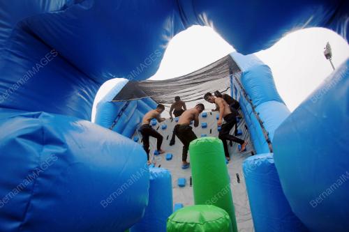PH01_11102017_INFLATABLE_BN201710108074