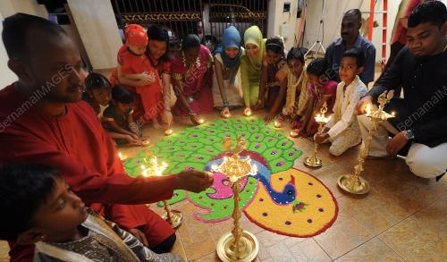 PH01_11112012_DEEPAVALI