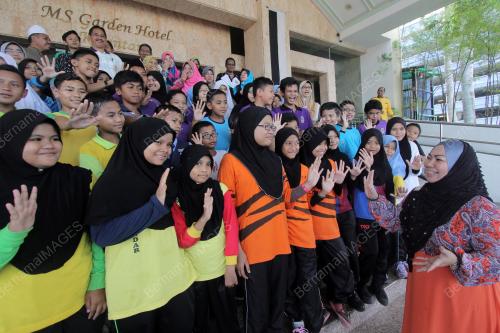 PH01_11122014_MURID