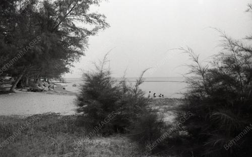 PH01_12012015_KAMPUNG_NELAYAN