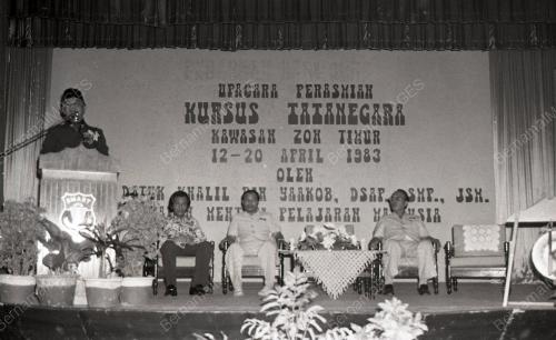 PH01_12012015_KURSUS_TATANEGARA