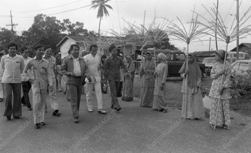 PH01_12032015_RASMI_TUKUN