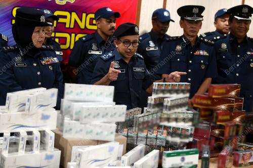 DATUK JOHARI ALIFIAH