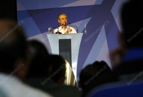 ABDULLAH AHMAD BADAWI