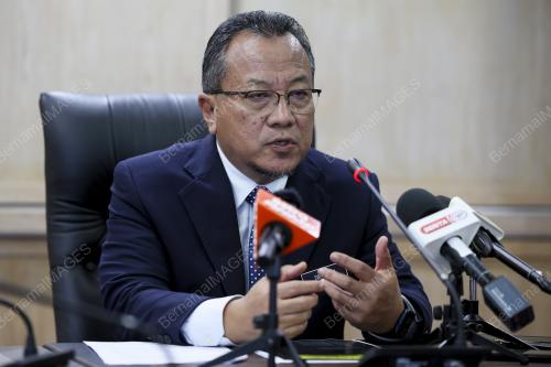 DATUK DR RUSDI ABD RAHMAN